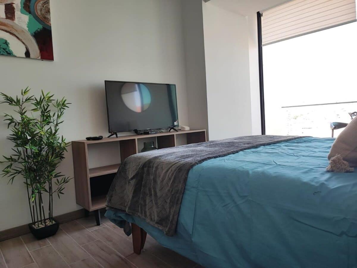 Apartamento Hom I Estudio A Estrenar En La Mejor Zona Frente Al Mall 0818